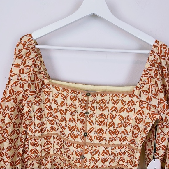 LOST+WANDER Set- Golden Dawn Top+Golden Dawn Midi Skirt - Picture 4 of 11